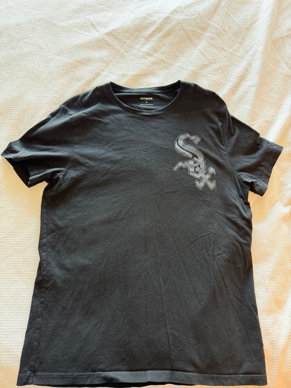 Express Chicago White Sox T-Shirt Men’s Size‎ Large